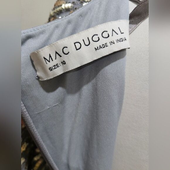 Mac Duggal 5538 Embellished  Butterfly Sleeve Column Gown NWOT sz 10 platinum - Picture 7 of 7